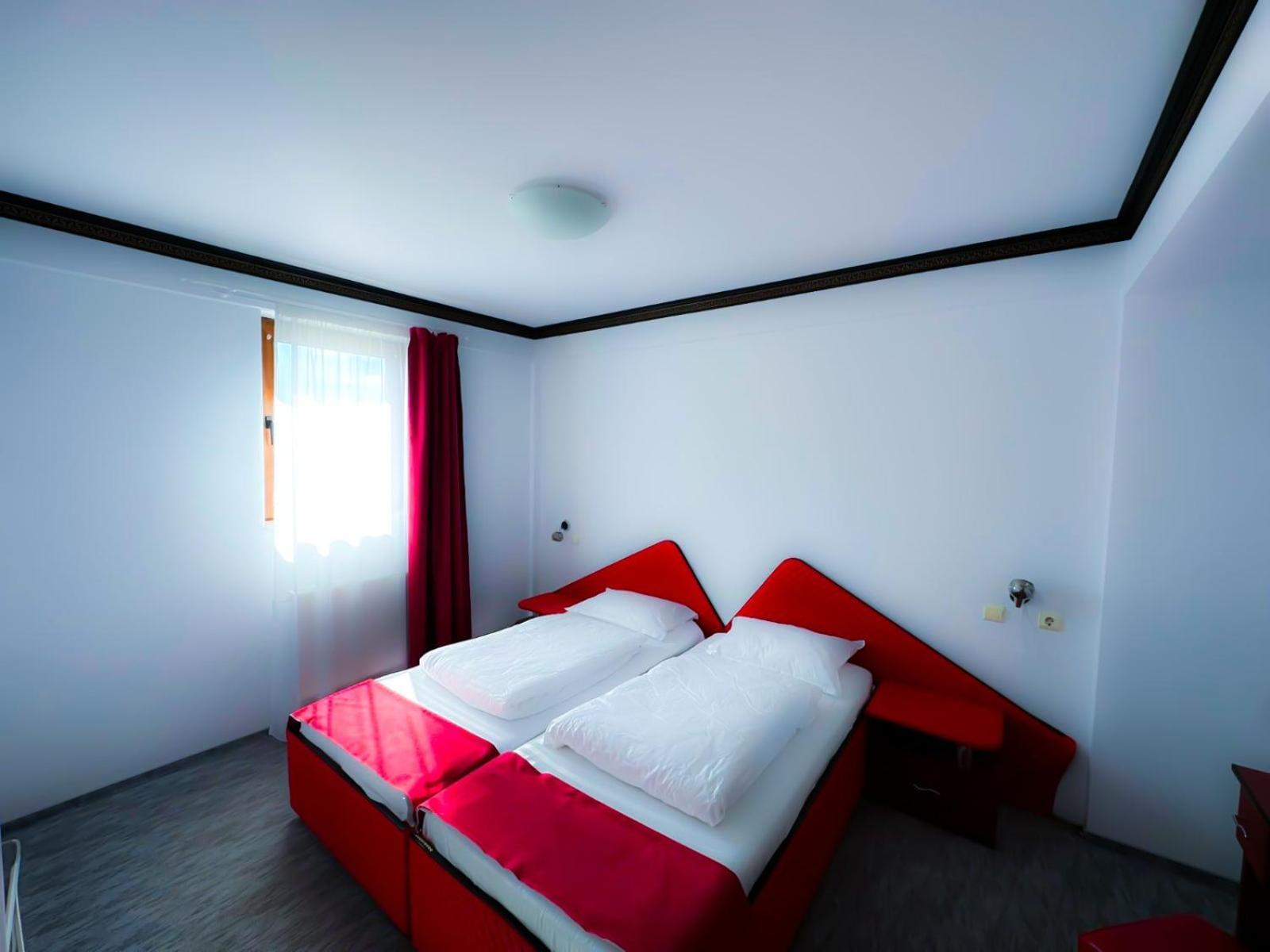 Shamrock Inn Iasi Eksteriør billede